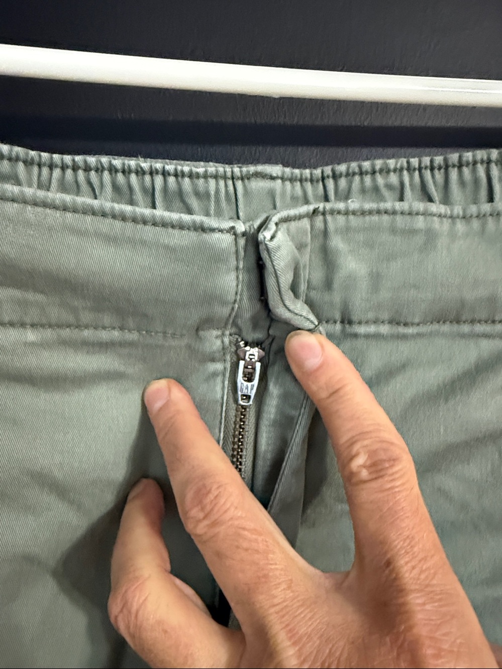 GAP Downtown Jogger Size: L Inseam: 26” - Picture 3 of 7